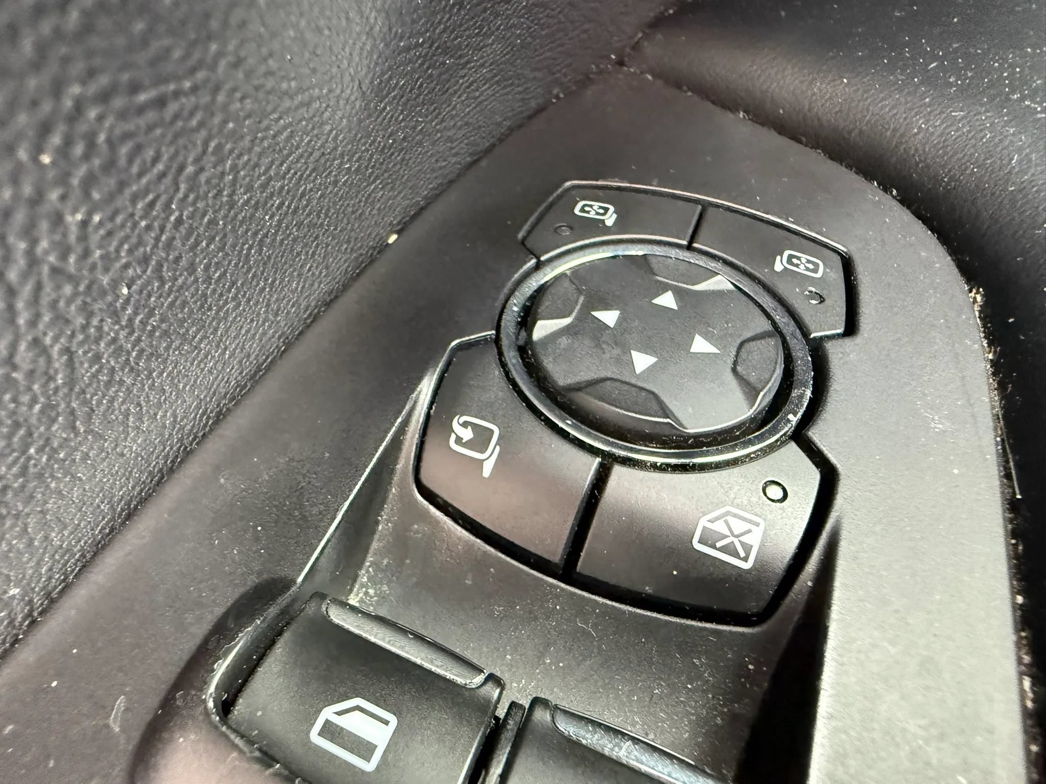 Used 2018 Lincoln MKX Reserve w/ Lincoln MKX Climate Package AWD/4WD image 20