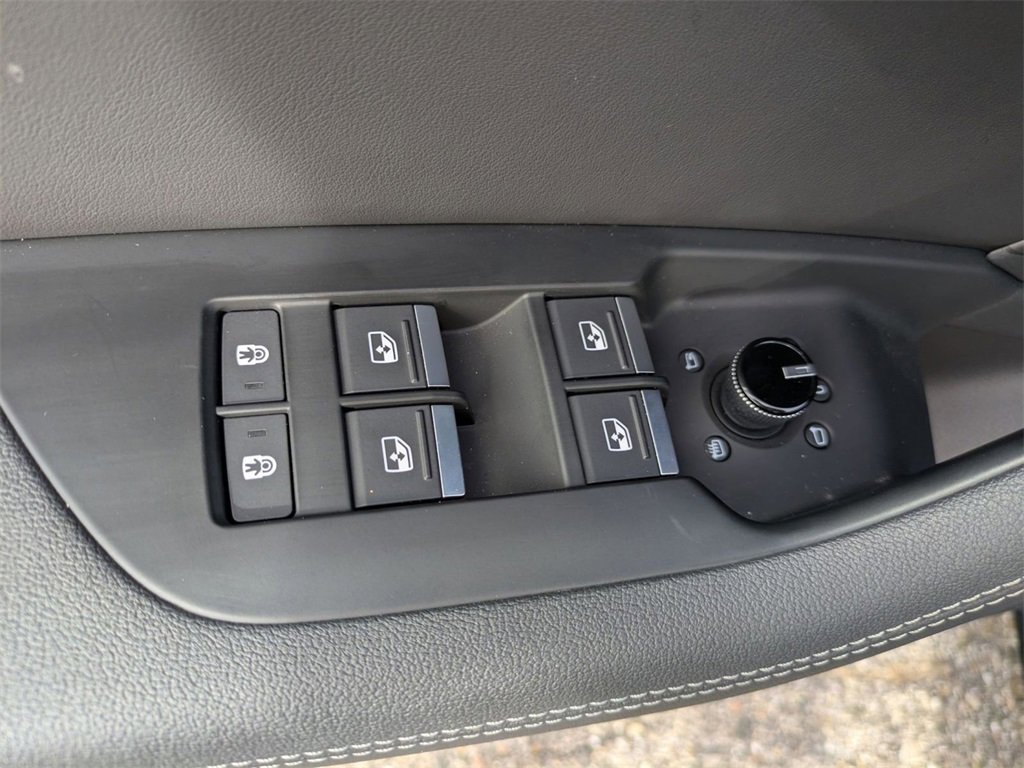 Used 2021 Audi A6 Premium Plus w/ Premium Plus Package image 16