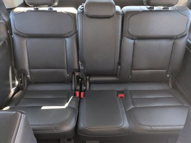 Certified 2025 Ford Expedition Platinum image 20