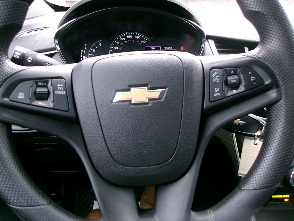 Used 2020 Chevrolet Trax LS w/ Tint and Cruise Package image 17