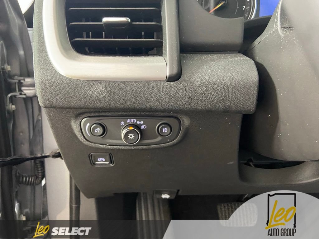 Used 2023 GMC Terrain SLT w/ Infotainment Package II AWD/4WD image 12