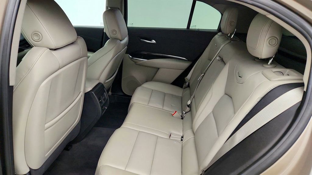 Used 2023 Cadillac XT4 Premium Luxury w/ Enhanced Visibility Package image 22