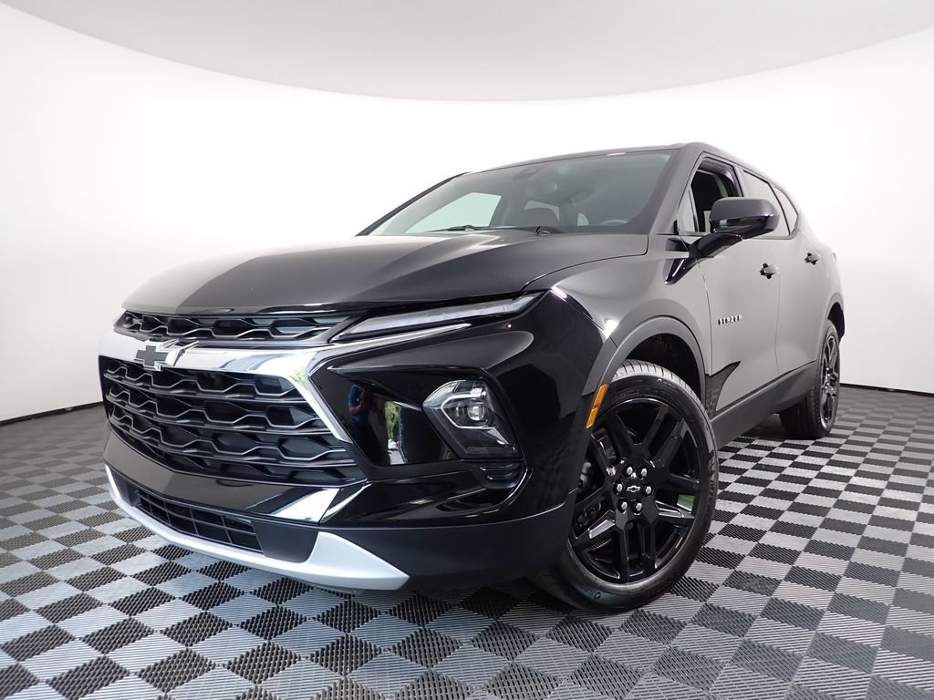 New 2026 Chevrolet Blazer LT w/ LPO, Floor Liner Package AWD/4WD image 2