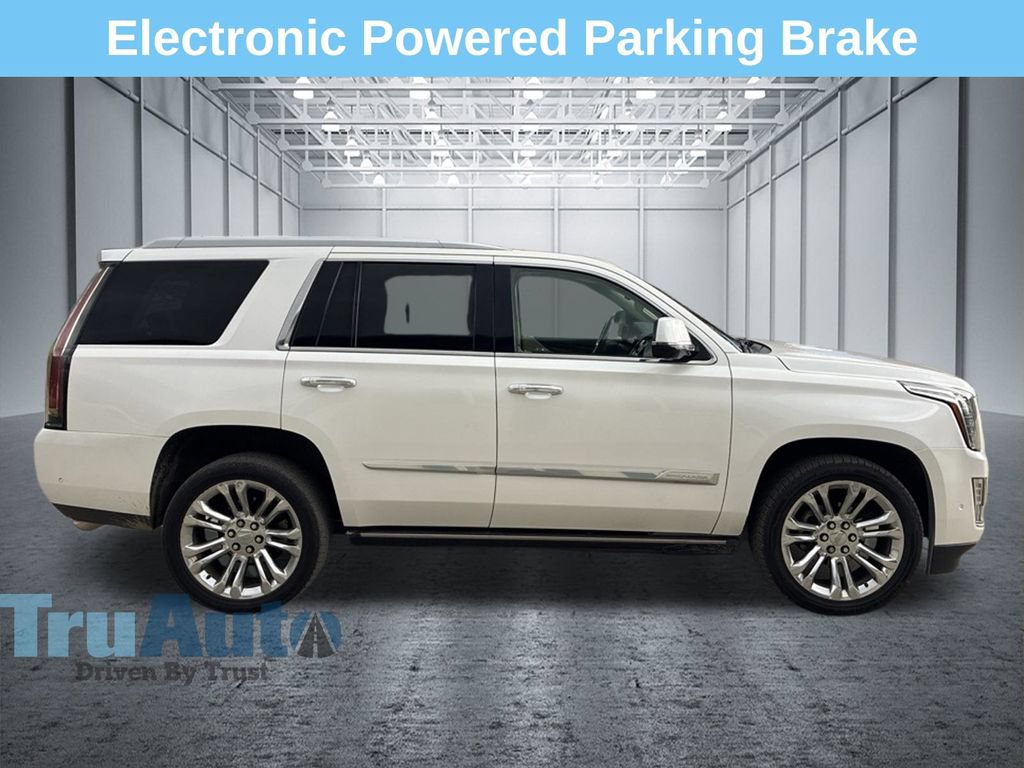 Used 2017 Cadillac Escalade Premium Luxury w/ LPO, Radiant Package AWD/4WD image 9