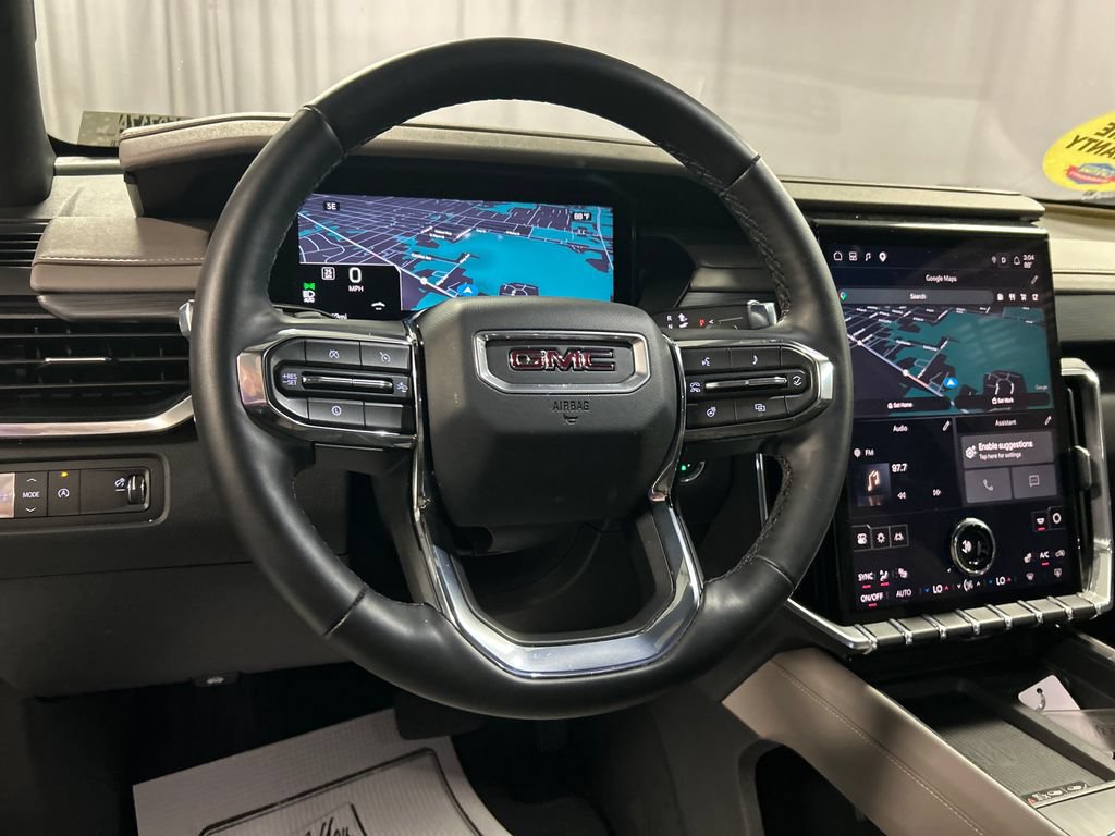 Used 2026 GMC Acadia Elevation w/ Elevation Premium Package FWD image 15