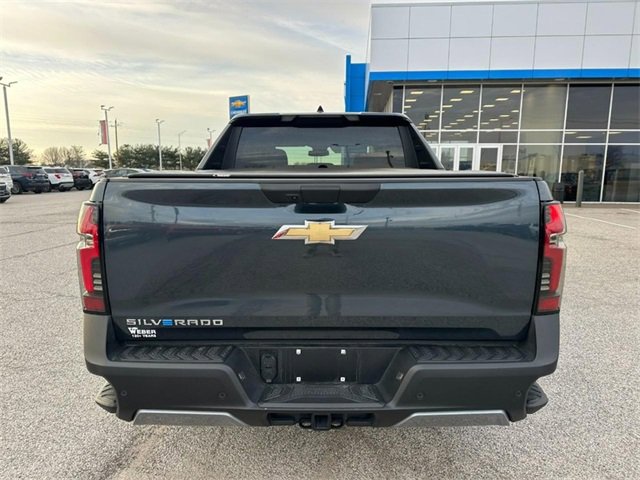 Used 2026 Chevrolet Silverado EV LT image 4
