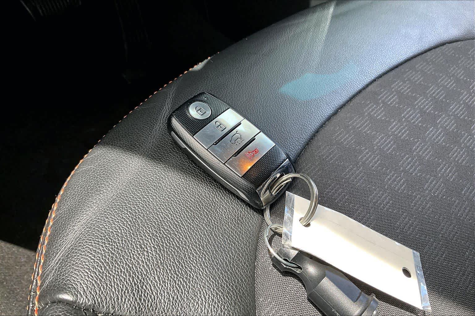 Used 2019 Kia Soul ! FWD image 14