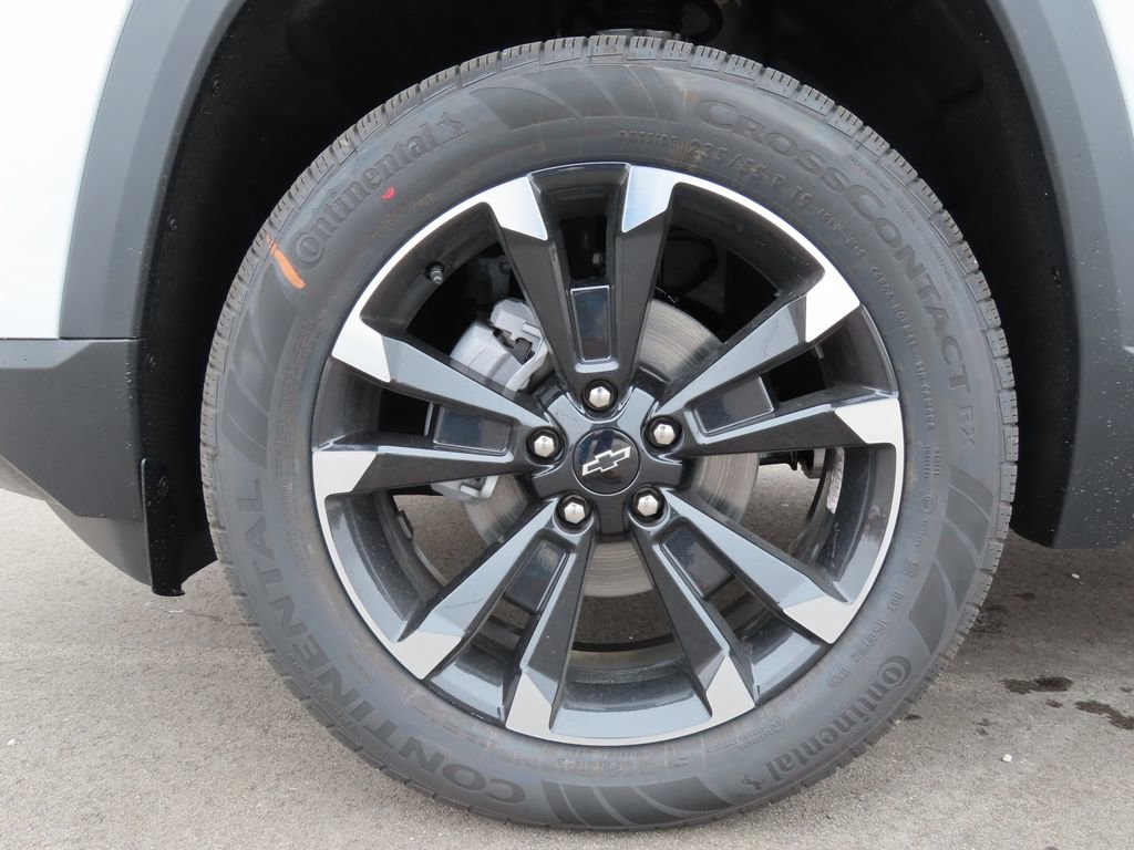 New 2026 Chevrolet Equinox RS image 18