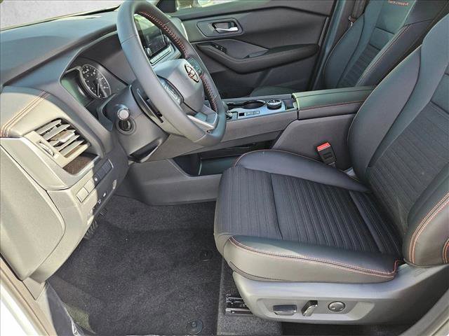 New 2026 Nissan Rogue Rock Creek image 10