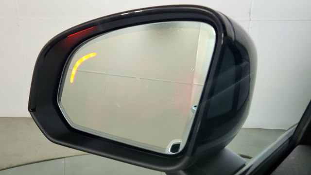New 2026 Volvo XC40 B5 Ultra w/ Climate Package AWD/4WD image 15