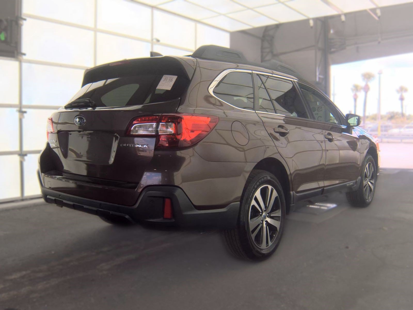 Used 2019 Subaru Outback 2.5i Limited AWD/4WD image 4