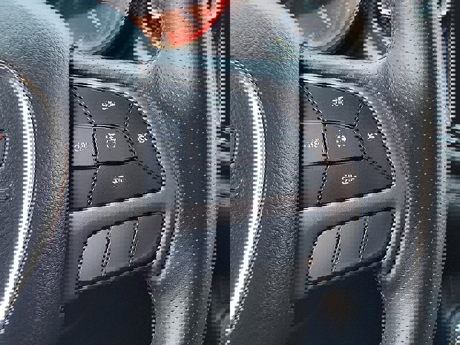 Used 2023 Dodge Durango SXT image 7