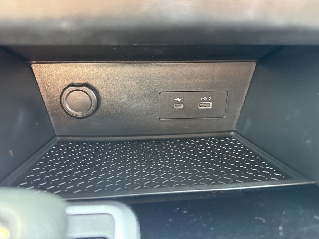 Used 2022 Nissan Pathfinder SV w/ SV Premium Package AWD/4WD image 25