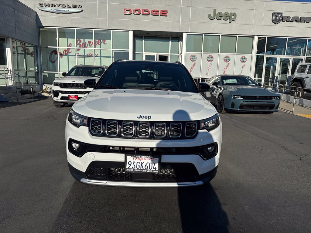 Certified 2025 Jeep Compass Limited AWD/4WD image 2