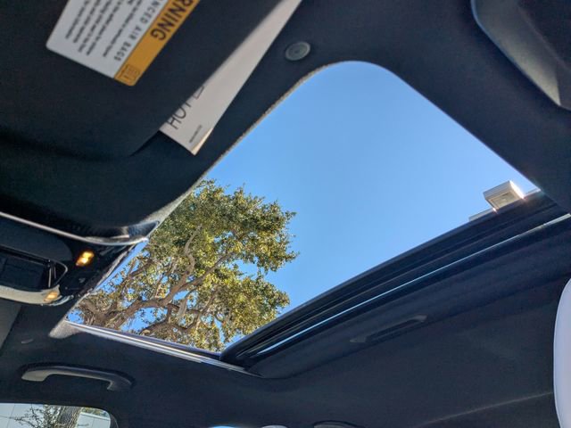 New 2025 Mercedes-Benz C 300 4MATIC Sedan image 22