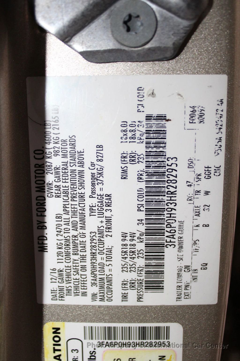 Used 2017 Ford Fusion SE image 33