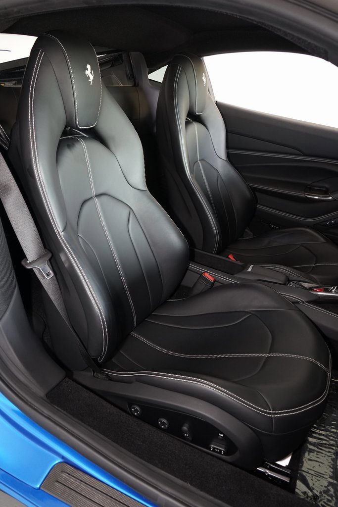 Used 2022 Ferrari F8 Tributo image 12