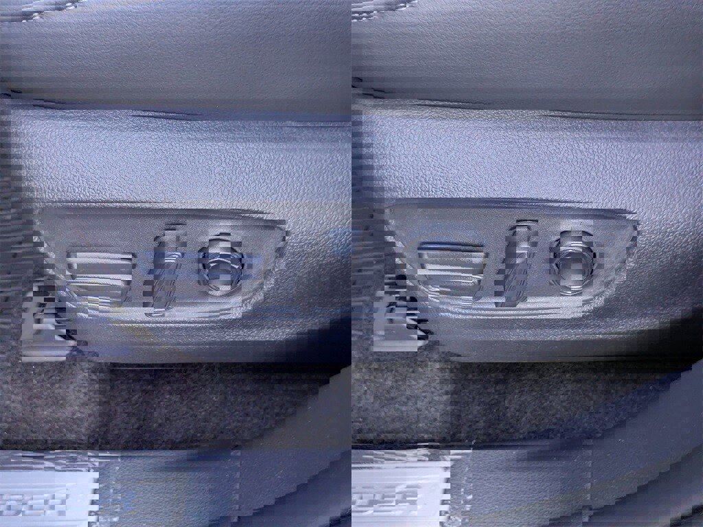 New 2026 Toyota Highlander Limited image 22