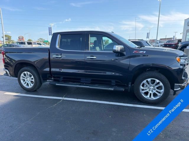 Used 2023 Chevrolet Silverado 1500 LTZ AWD/4WD image 4