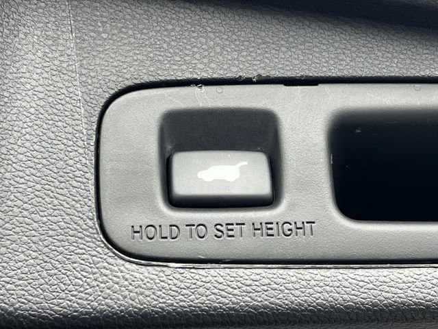 Used 2020 Honda CR-V Touring image 12