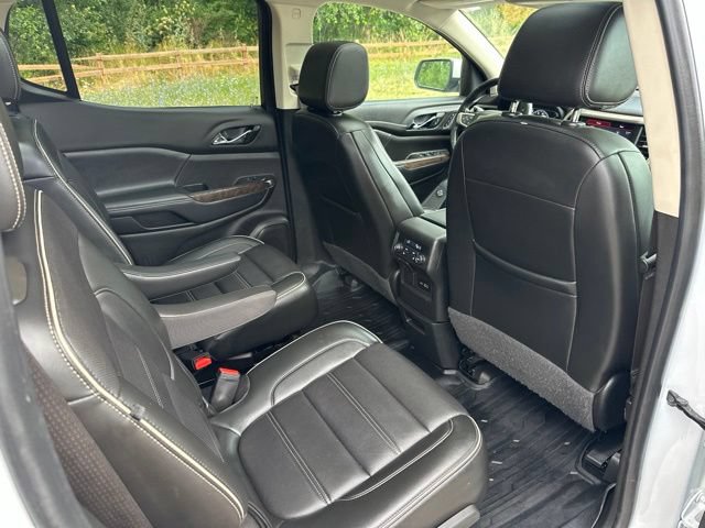 Used 2021 GMC Acadia Denali w/ Denali Ultimate Package AWD/4WD image 22