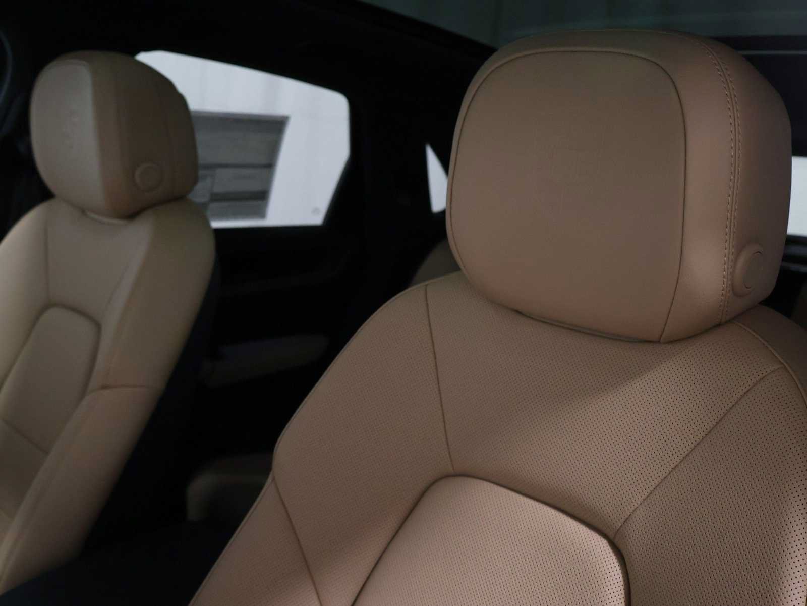 New 2026 Porsche Cayenne S AWD/4WD image 19