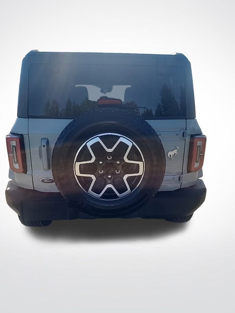 Used 2023 Ford Bronco Outer Banks image 4