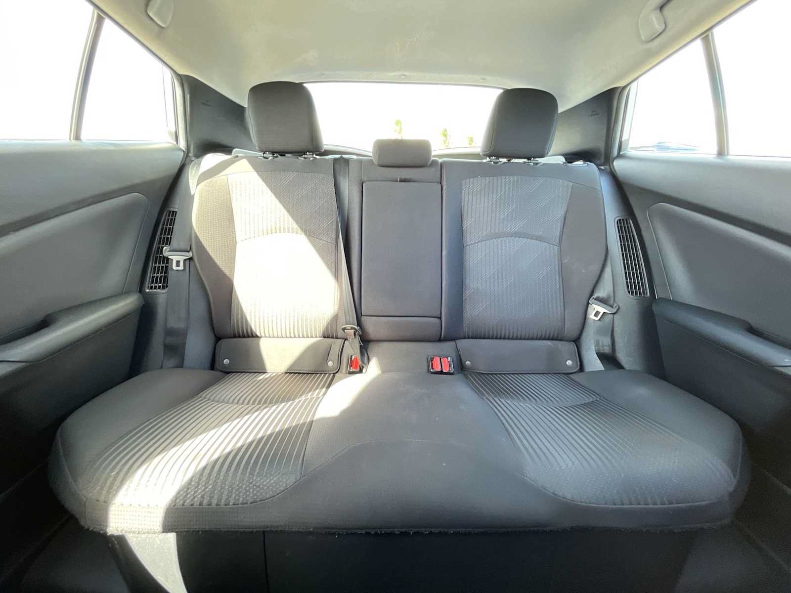 Used 2020 Toyota Prius Prime LE FWD image 26