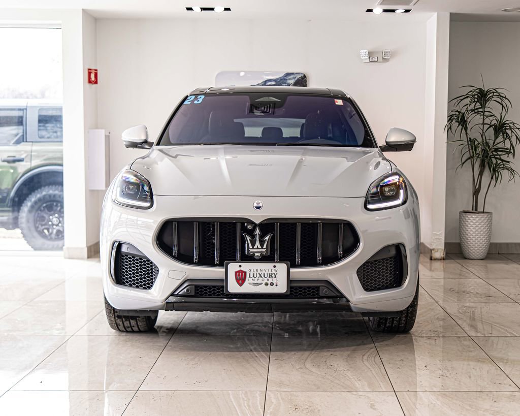 Used 2023 Maserati Grecale Modena image 2