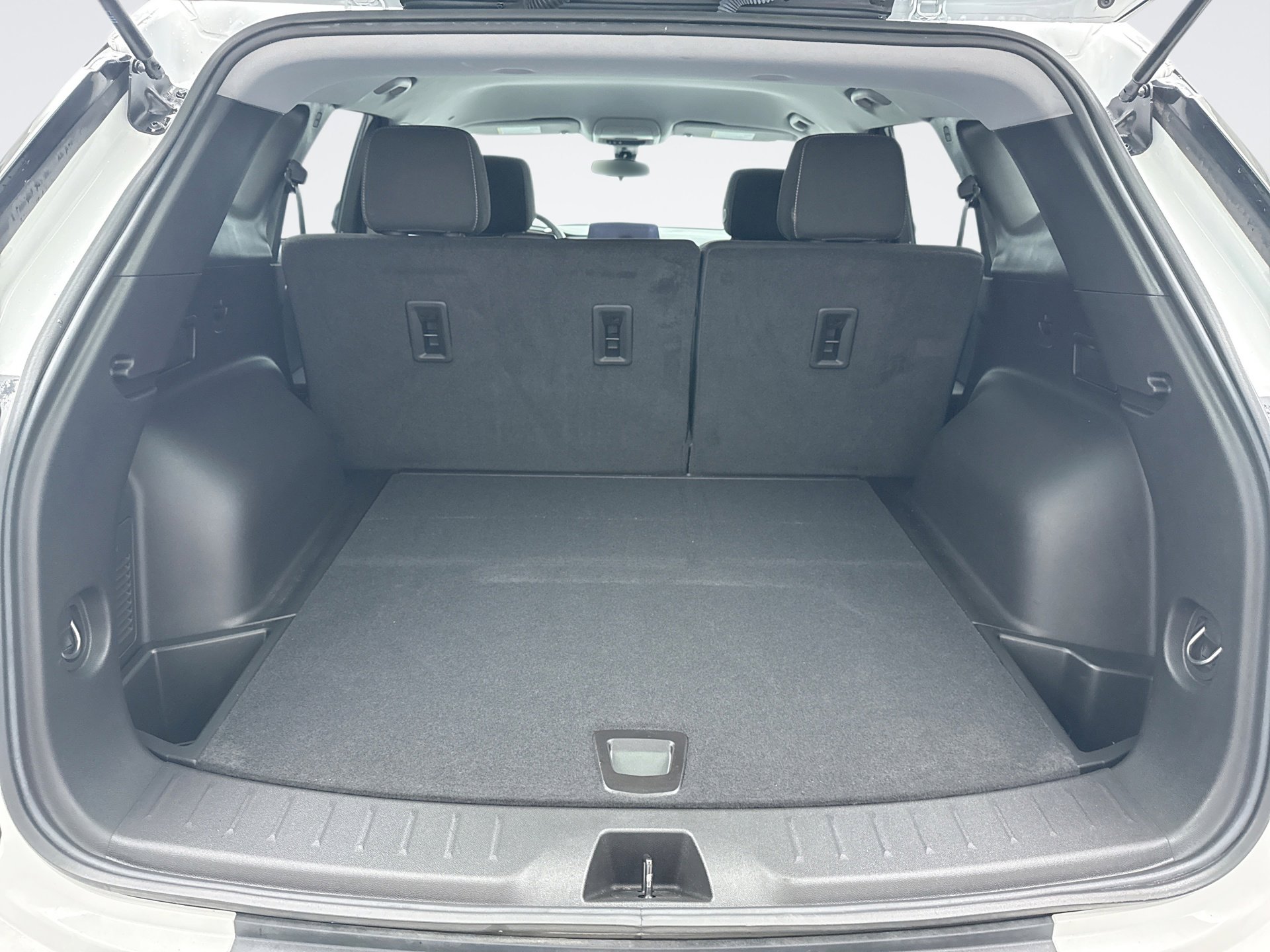 Used 2024 Chevrolet Blazer LT w/ Midnight/Sport Edition image 21