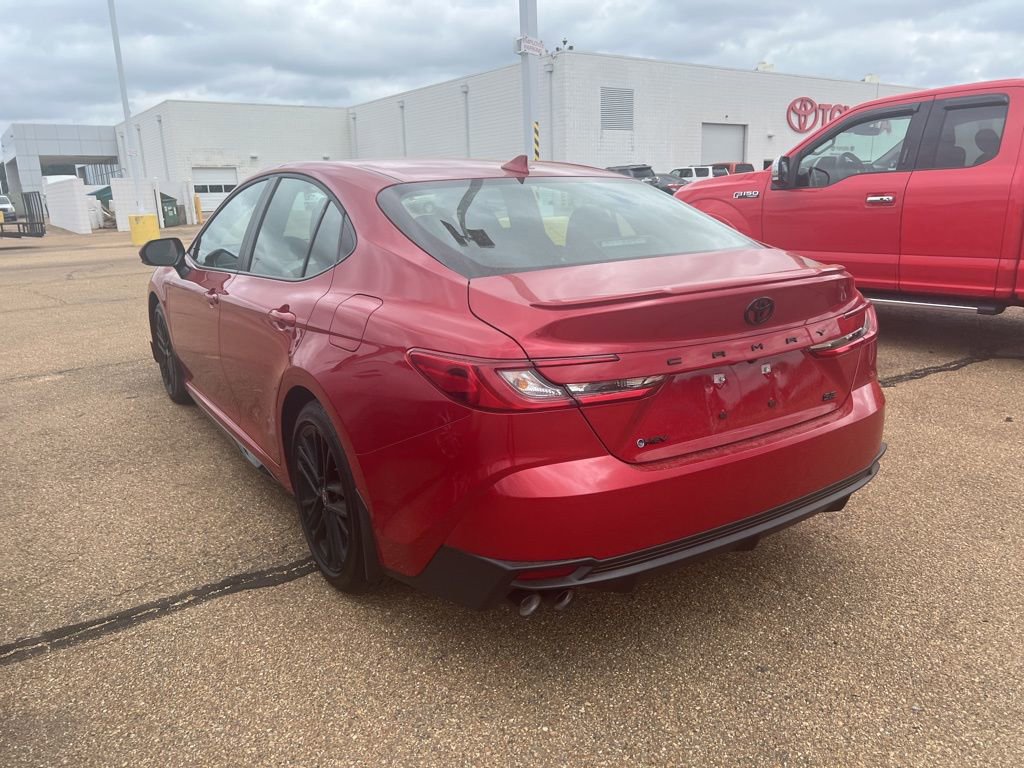Used 2026 Toyota Camry SE w/ Convenience Package image 6