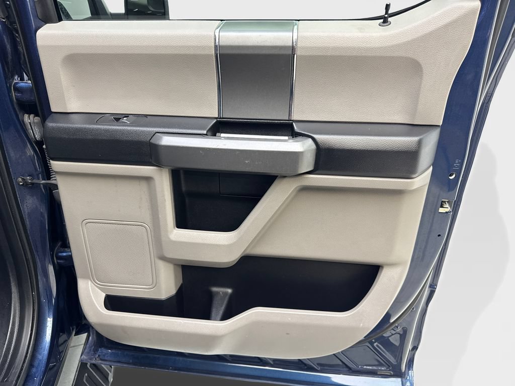 Used 2016 Ford F150 XLT w/ Equipment Group 302A Luxury RWD image 42