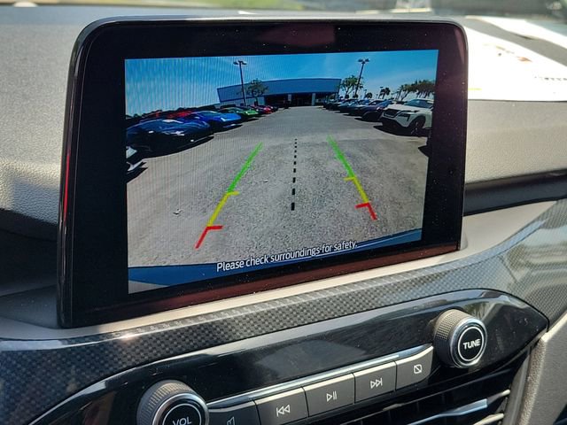 Used 2024 Ford Escape ST-Line w/ Cold Weather Package FWD image 29