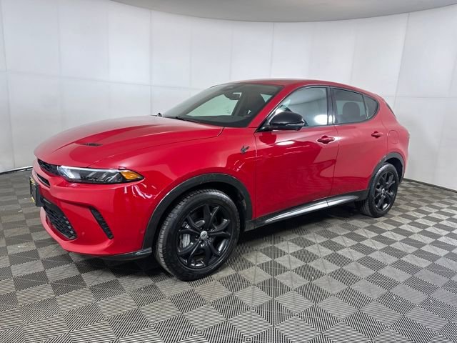 Used 2024 Dodge Hornet R/T w/ Tech Pack w/o Parking image 7