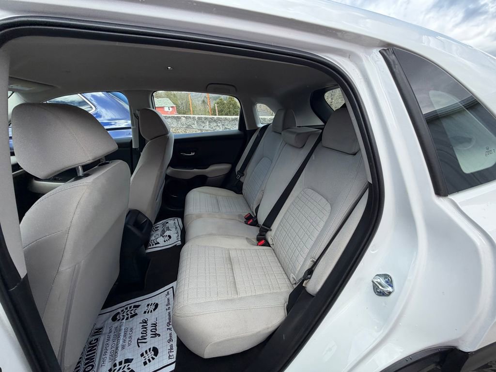 Used 2025 Honda HR-V LX image 10