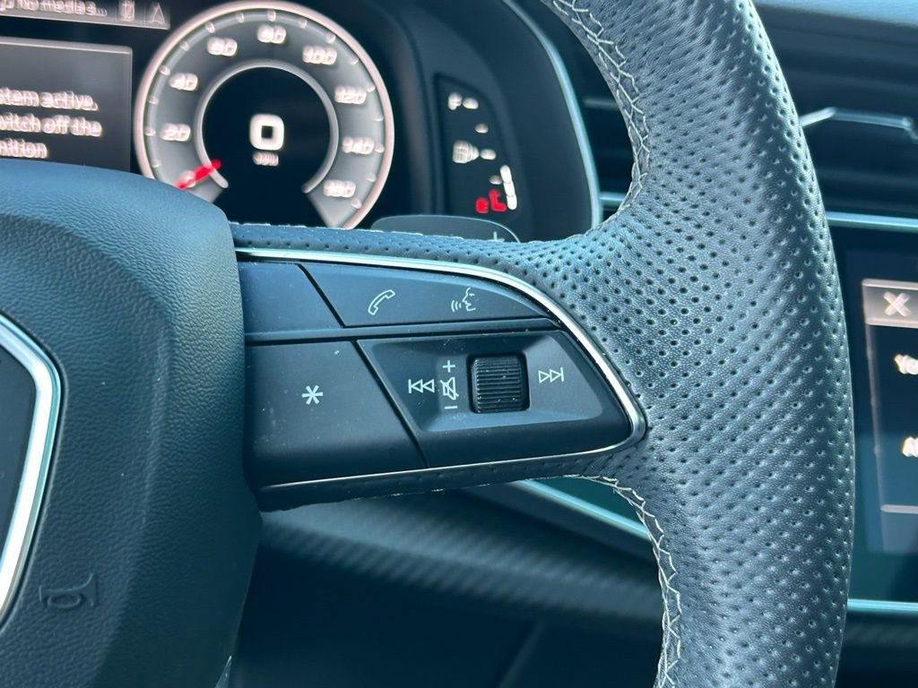 Used 2024 Audi SQ8 Prestige image 24