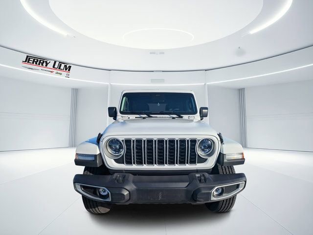 Used 2026 Jeep Wrangler Unlimited Sahara AWD/4WD image 7