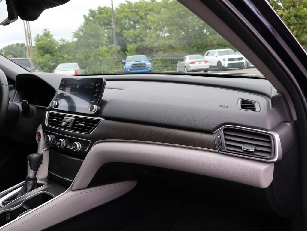 Certified 2018 Honda Accord EX-L image 9