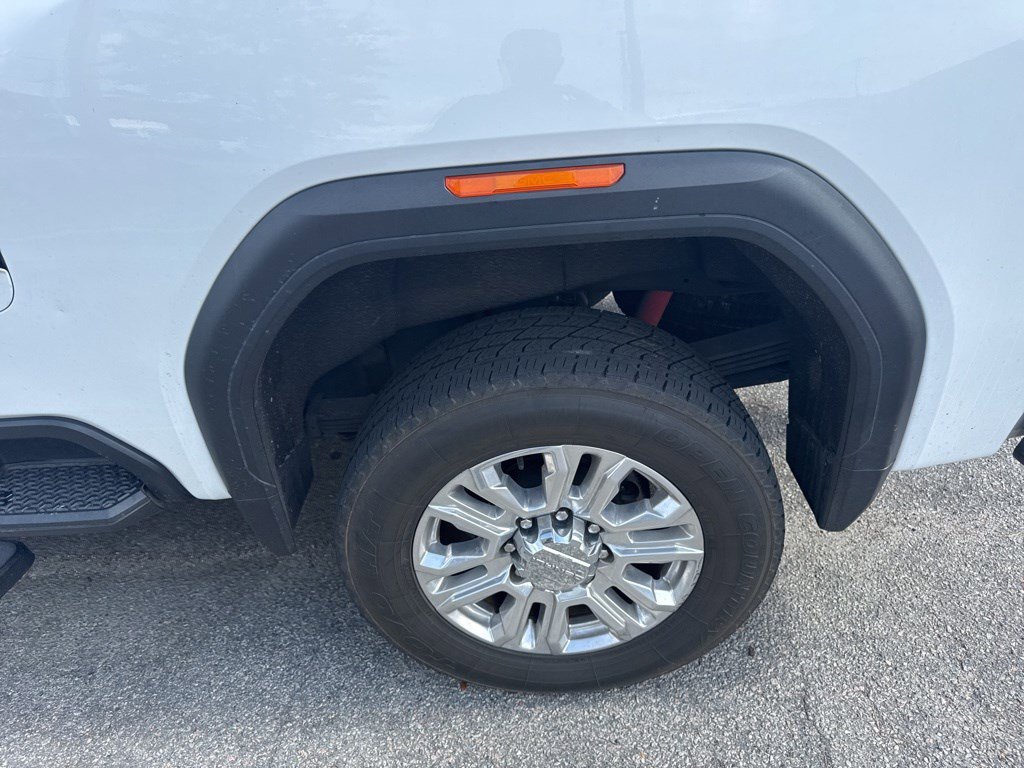 Used 2023 GMC Sierra 2500 Denali image 6