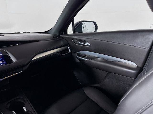 Used 2021 Cadillac XT4 Premium Luxury w/ LPO, Radiant Package FWD image 23