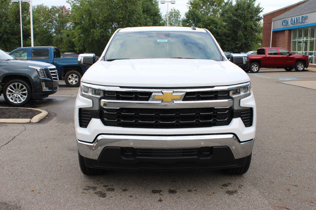 New 2026 Chevrolet Silverado 1500 LT w/ Safety Package AWD/4WD image 8