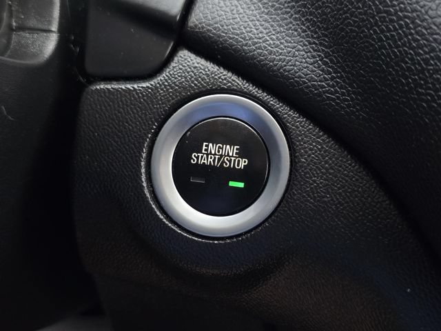 Used 2019 Chevrolet Equinox LT FWD image 18