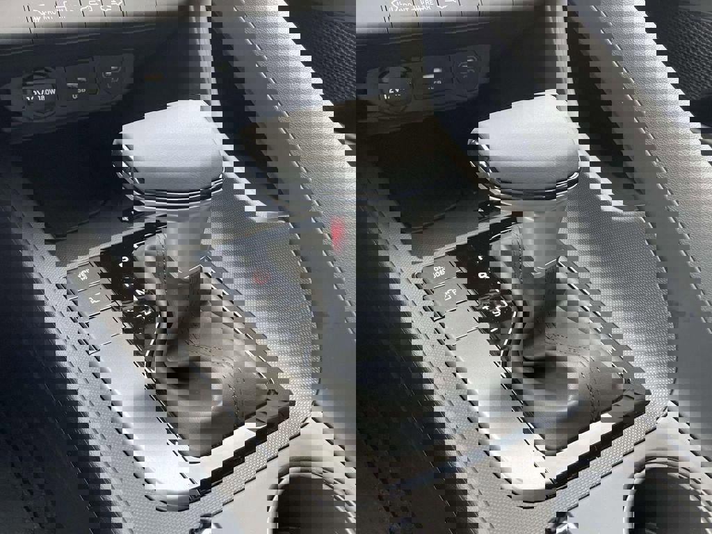 New 2026 Hyundai Elantra Sport image 36