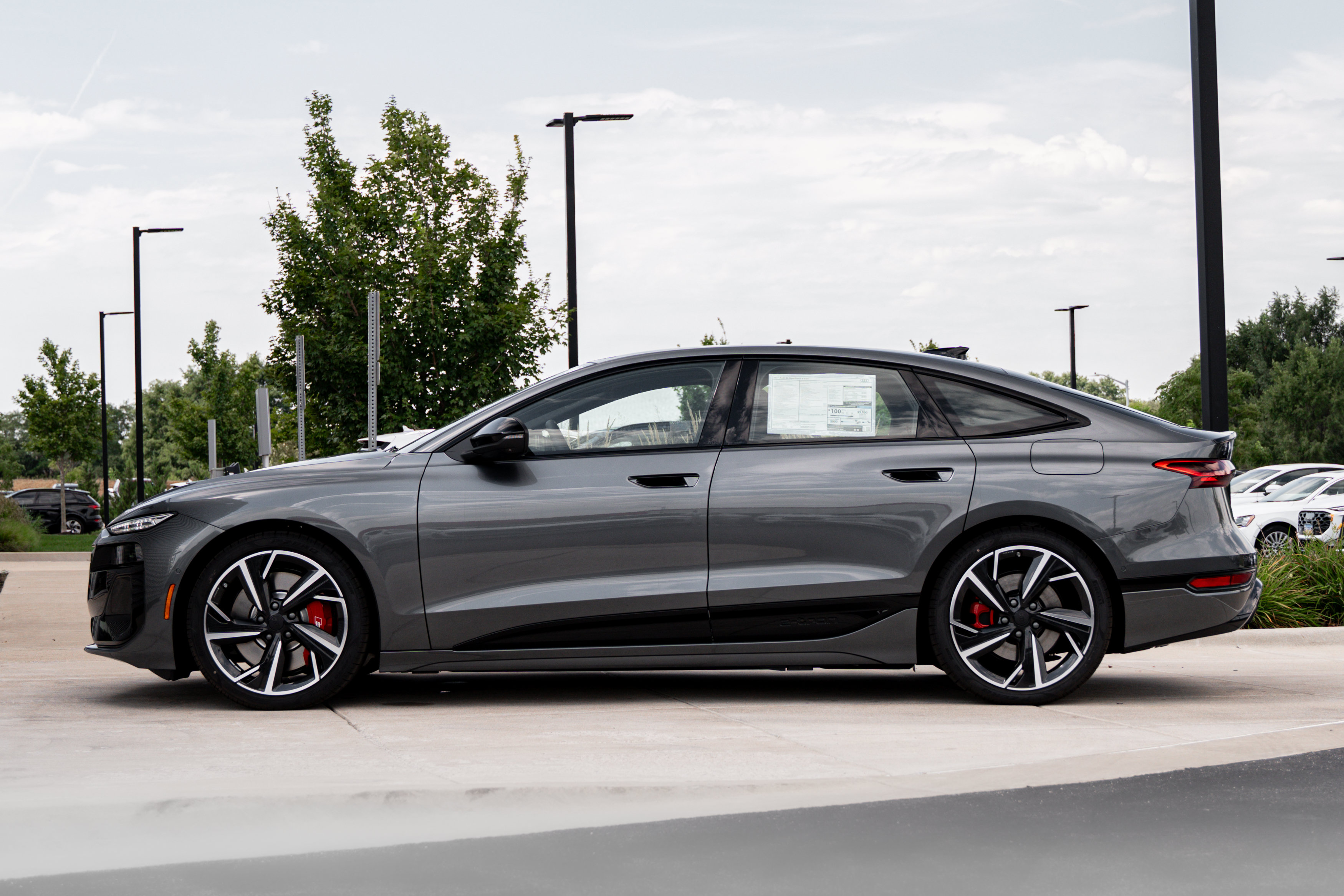 New 2027 Audi S6 e-tron Prestige AWD/4WD image 6