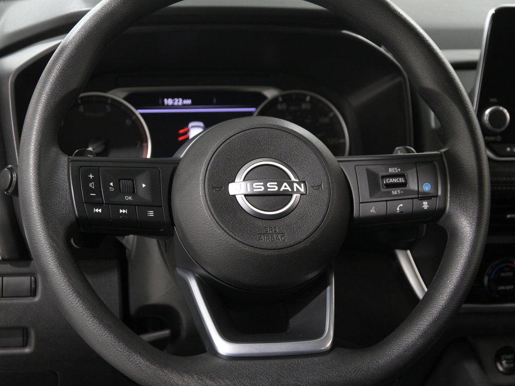 Used 2024 Nissan Rogue SV image 7