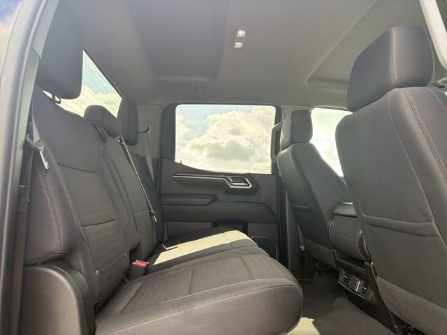 Used 2025 Chevrolet Silverado 1500 LT AWD/4WD image 16