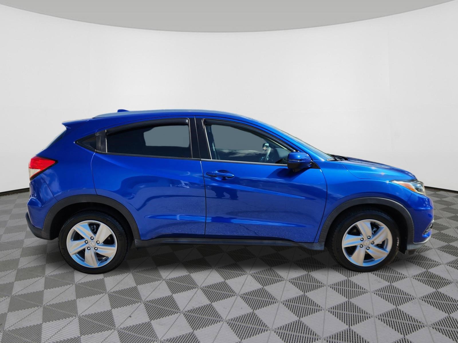 Used 2019 Honda HR-V EX image 6