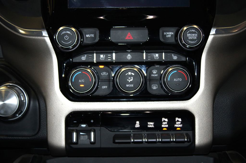 Certified 2021 RAM 1500 Laramie image 20