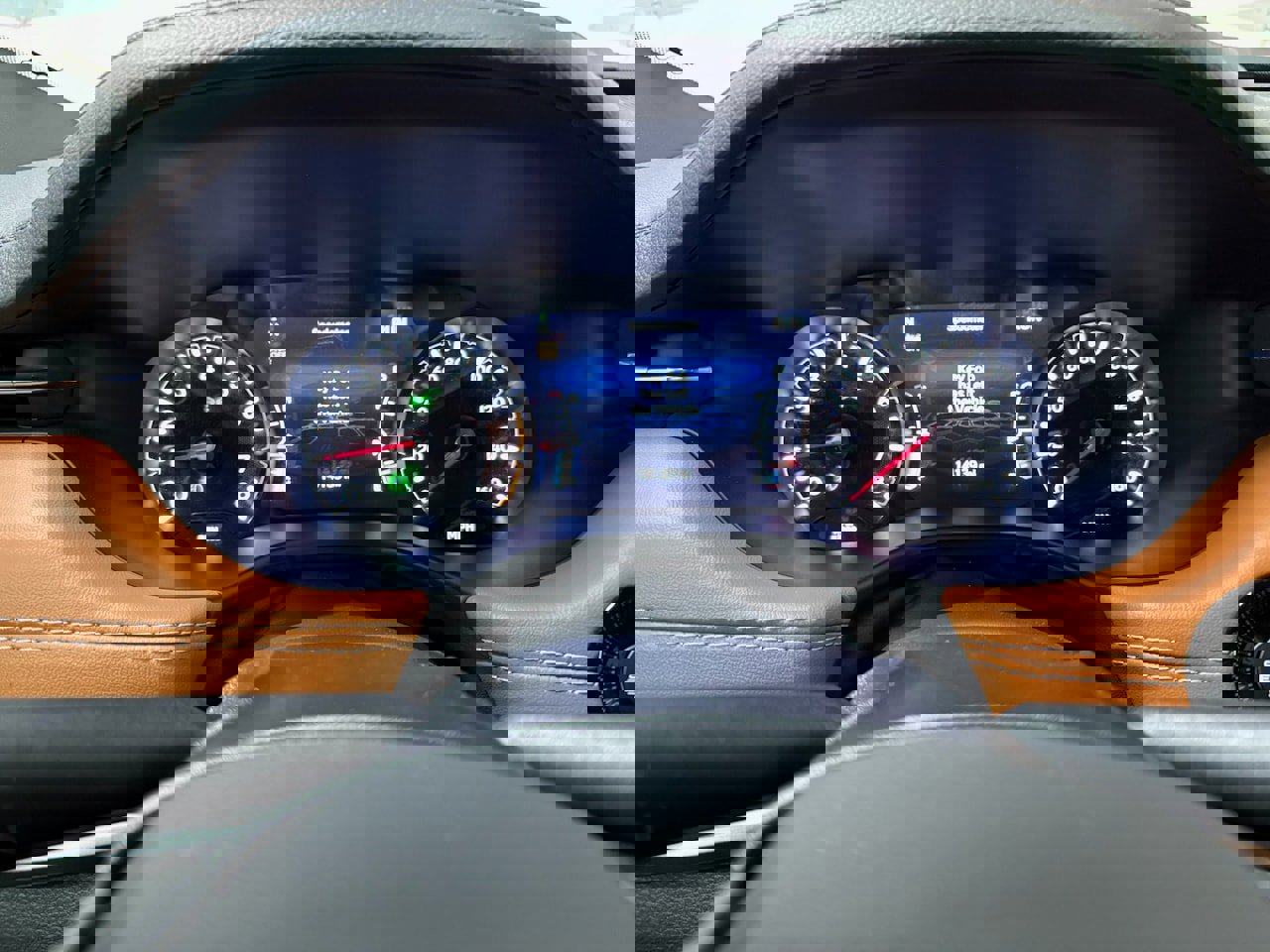 Used 2025 Jeep Compass Limited image 22