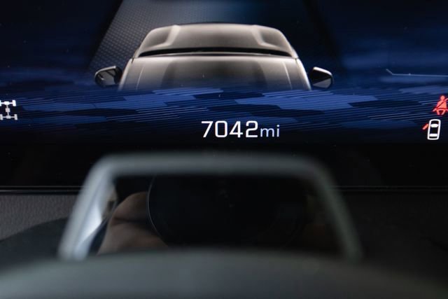 Used 2024 Chevrolet Traverse RS w/ LPO, Floor Liner Package image 18